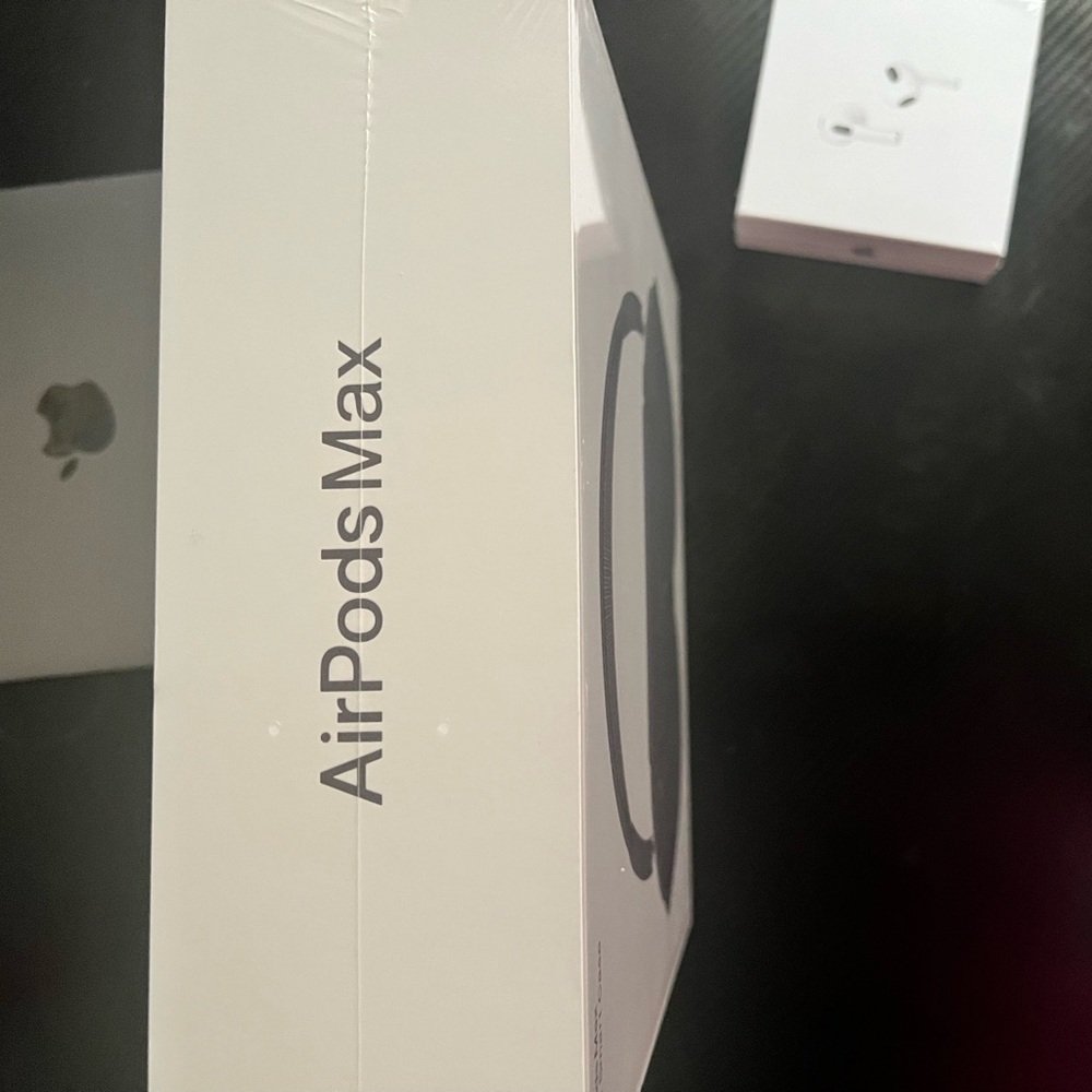 AirPods Max